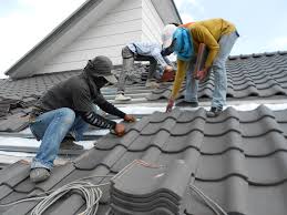 Best Roof Maintenance  in Kathleen, FL